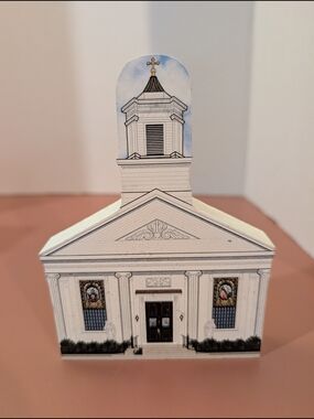 2009 The Cat's Meow Holy Angels Church Upton Massachusetts Shelf Sitter